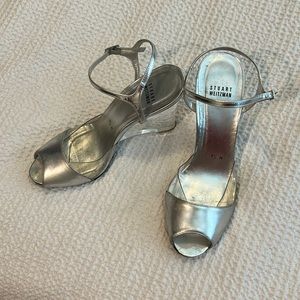 Stuart Weitzman Size 9.5M Silver and Lucite Heels